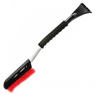Щітка зі скребком 66 см INTERTOOL AT-0117 00000011973 фото